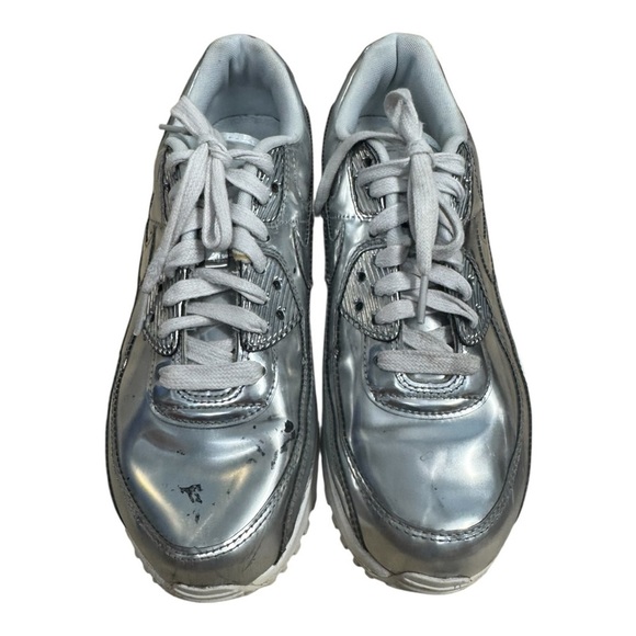RARE Nike Air Max 90 Sneaker Metallic Silver Women’s US Size 8 Silver Unique - Picture 2 of 10